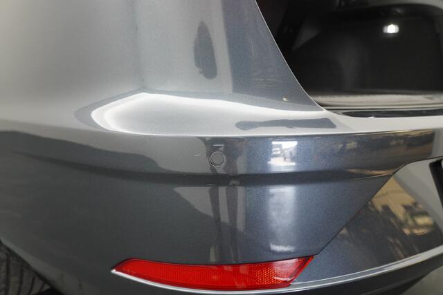 Seat LEON ST BWJ 2020 / 1.0TSI 116 PK Style Ultimate Edition / / LED / Navi / Clima / Virtual Cockpit / Stoelverw. / Trekhaak / PDC / Cruise / LMV /