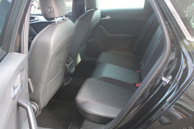 Seat LEON Sportstourer 1.5 eTSI FR Launch Edition | Org. NL | Technology Pack |