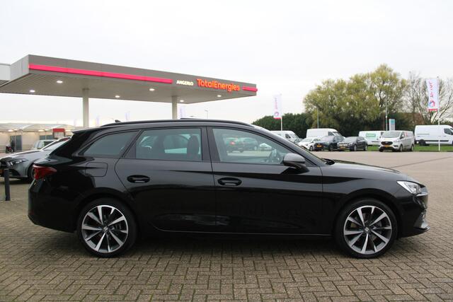Seat LEON Sportstourer 1.4 TSI eHybrid PHEV FR - Adaptive Cruise - Navigatie - Camera - Stoelverwarming - Rijklaar