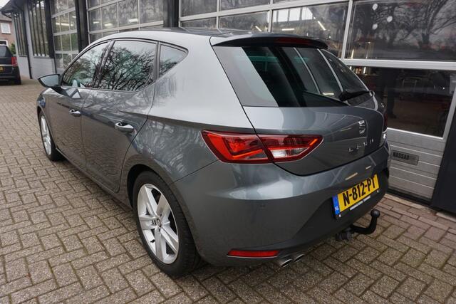 Seat LEON 1.4 EcoTSI FR Connect Trekhaak/App-connect
