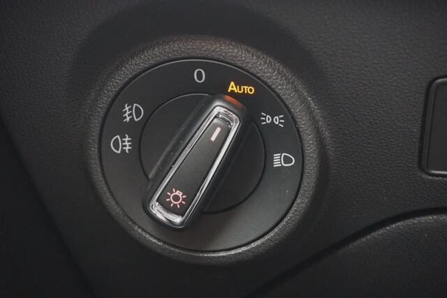 Seat LEON 1.4 EcoTSI FR Connect Trekhaak/App-connect