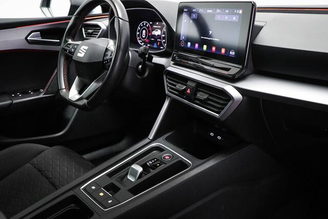 Seat LEON 1.5 eTSI FR Launch Edition | PANORAMADAK | DAB | CAMERA | 18"