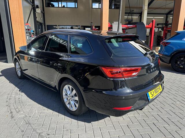 Seat LEON ST 1.0 EcoTSI Style Business Intense Apple Carplay