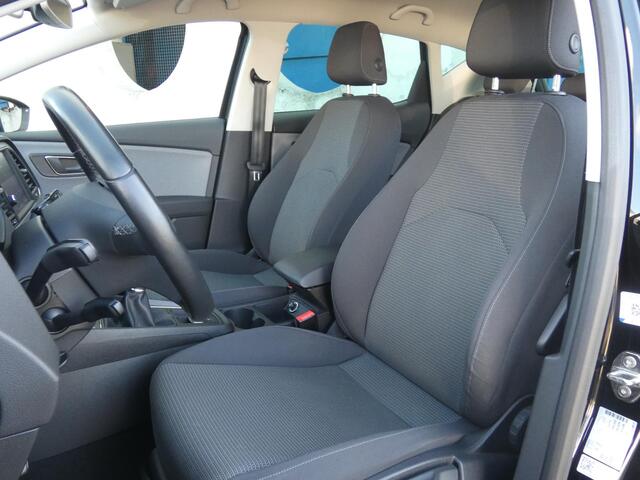 Seat LEON 1.0 EcoTSI Style Business Intense | NAVIGATIE |