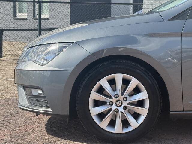 Seat LEON ST 1.0 EcoTSI Style Business Intense 116 pk org nl auto nap logisch navigatie climate ctr cruise ctr keyless entry chroompakket pdc v/a afn trekhaak lmv 16 inch