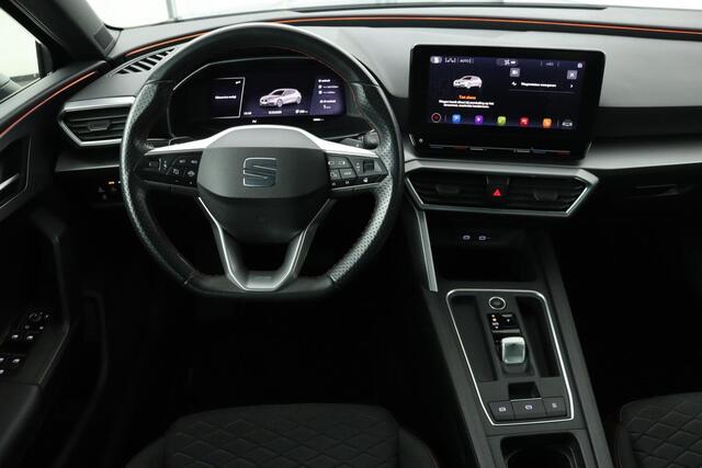 Seat LEON 1.4 TSI e-Hybrid FR | Carplay | Stoelverwarming | Camera | Sfeerverlichting | Full LED | Keyless | Park Assist | Navigatie | PHEV