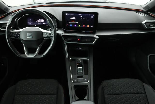Seat LEON 1.4 TSI e-Hybrid FR | Carplay | Stoelverwarming | Camera | Sfeerverlichting | Full LED | Keyless | Park Assist | Navigatie | PHEV