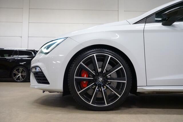 Seat LEON ST 2.0 TSI CUPRA 300 4DRIVE Performance * Pano - Virtual - Keyless - Camera - ACC - Lane - Sound *
