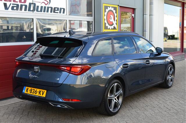 Seat LEON Sportstourer 1.5 eTSI FR O.a: LED, Carplay, PDC, DAB, Keyless, Clima, Etc. All-in prijs!