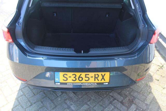 Seat LEON 1.0 eTSI Style Airco l Cruise control l Navigatie l AppleCarPlay/AndroidAuto l Parkeer camera