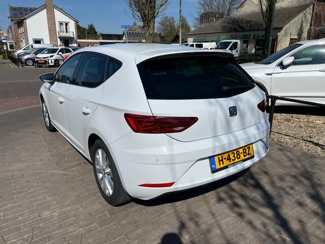 Seat LEON 1.0 ECOTSI AUTOMAAT STYLE / AIRCO-ECC / CRUISE CTR. / PDC / NAVI