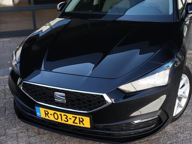 Seat LEON Sportstourer 1.0 TSI 110pk Style Business Intense | Achteruitrijcamera | Apple Carplay/Android Auto | Adaptieve Cruise Control |