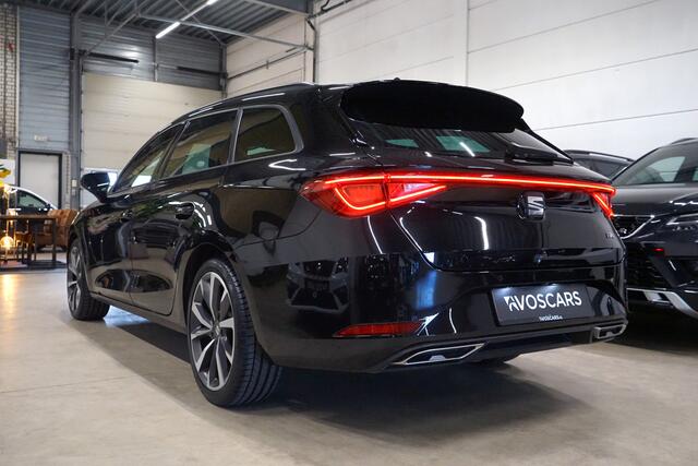 Seat LEON Sportstourer 1.5 eTSI FR * Fabrieksgarantie - Camera - LED - App - 18" - Virtual *