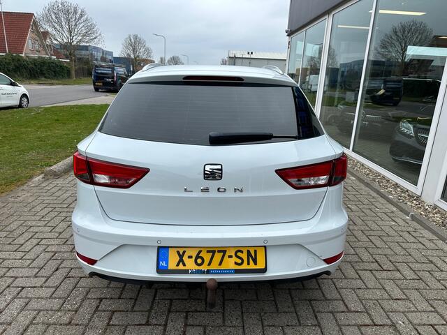 Seat LEON ST 1.5 TSI Xcellence Business Intense Adaptieve Cruise