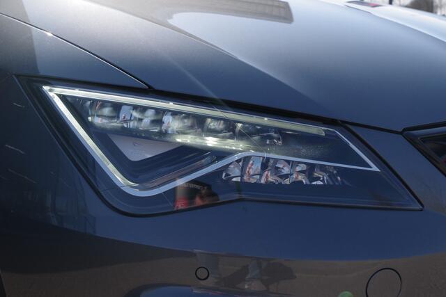 Seat LEON ST 2.0 TSI CUPRA 300 PK 4DRIVE, *NL-AUTO* Panoramadak, Carplay, Camera, LED