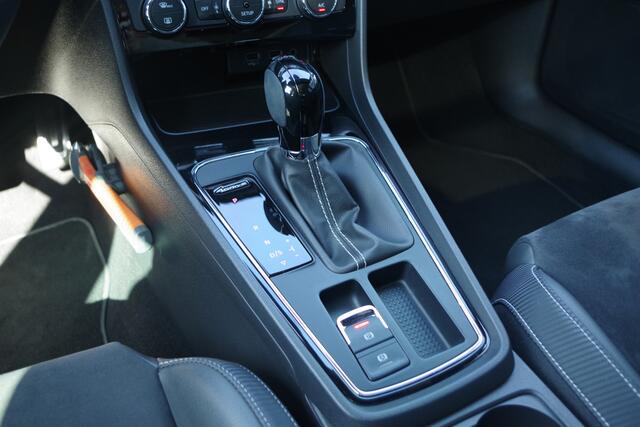 Seat LEON ST 2.0 TSI CUPRA 300 PK 4DRIVE, *NL-AUTO* Panoramadak, Carplay, Camera, LED