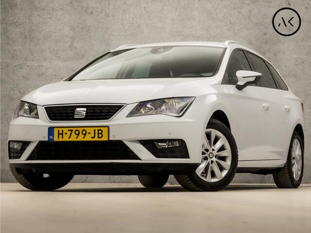 Seat LEON ST 1.0 TSI Sport (APPLE CARPLAY, NAVIGATIE, BEATS AUDIO, CAMERA, LEDER/ALCANTARA, SPORTSTOELEN, GETINT GLAS, KEYLESS, TREKHAAK, NIEUWSTAAT)