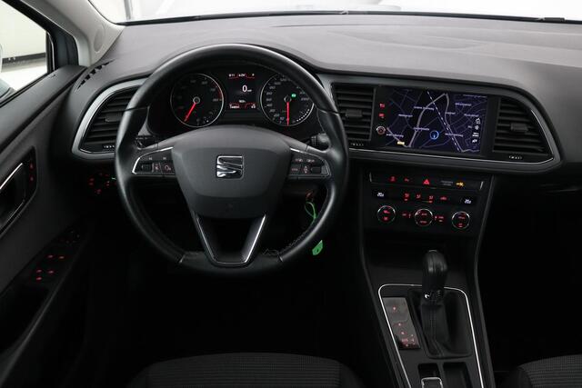Seat LEON ST 1.0 EcoTSI Style Business Intense | Apple Carplay | LED | Navigatie | Lm-Velgen | Parkeerhulp
