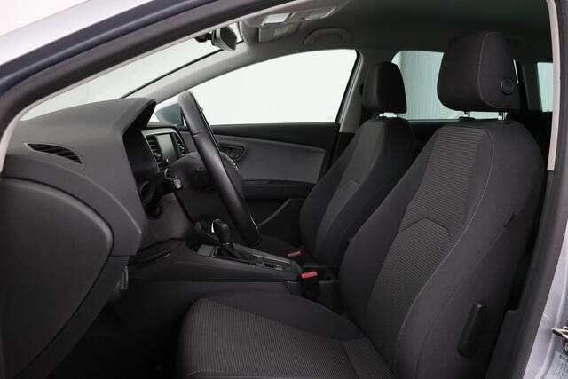 Seat LEON ST 1.0 EcoTSI Style Business Intense | Apple Carplay | LED | Navigatie | Lm-Velgen | Parkeerhulp