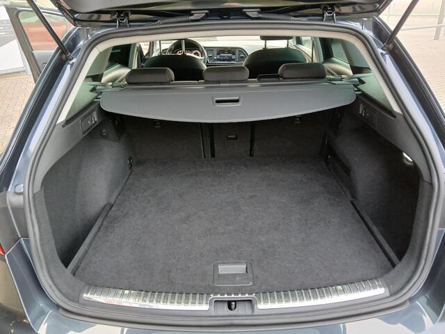 Seat LEON ST 1.5 TSI FR Business Intense DSG-7 + LED verl. + Winterpakk. + Trekhaak!