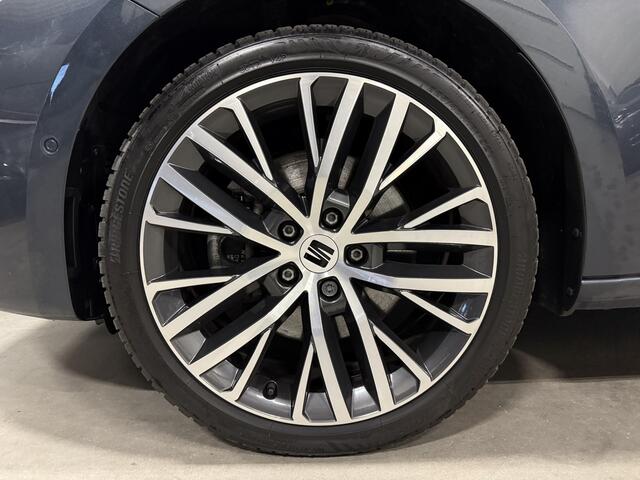 Seat LEON 1.4 TSI eHybrid PHEV 52DKM!/PANO/LED/ACC/CAMERA/VIRTUAL/SFEER/18"LMV/SPORTSTOELEN H.LEER/PRIVACY/WINTERPAKKET/PDC+ASSIST/PLUG-IN HYBRID 204PK!!
