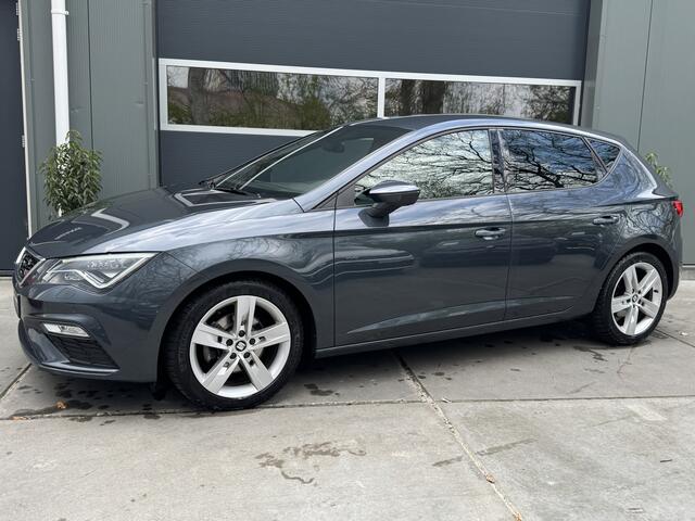 Seat LEON 1.5 TSI 150pk DSG FR Ultimate Edition Stoelverwarming LED Koplampen Virtual Cockpit BEATS Audio