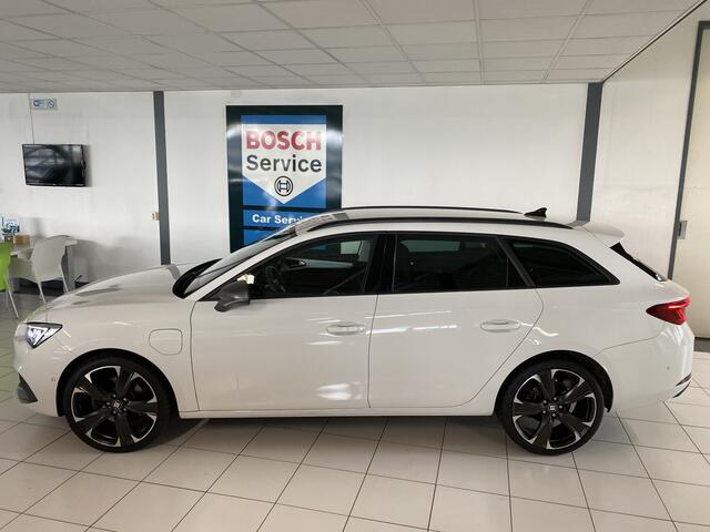 Seat LEON Sportstourer 1.4 TSI eHybrid PHEV FR Business Intense | Camera | Keyless | Adaptieve cruise control