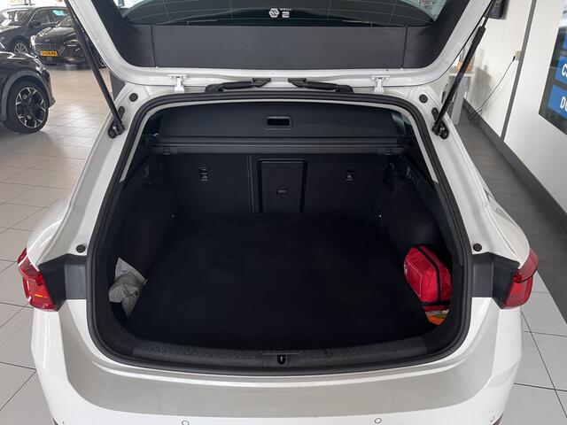 Seat LEON Sportstourer 1.4 TSI eHybrid PHEV FR Business Intense | Camera | Keyless | Adaptieve cruise control