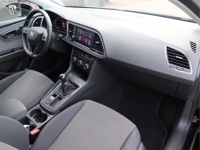 Seat LEON ST 1.0 TSI Style Ultimate Edition | Virtual Cockpit | Camera | Trekhaak | Beats Audio