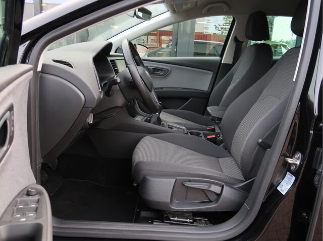 Seat LEON ST 1.0 TSI Style Ultimate Edition | Virtual Cockpit | Camera | Trekhaak | Beats Audio