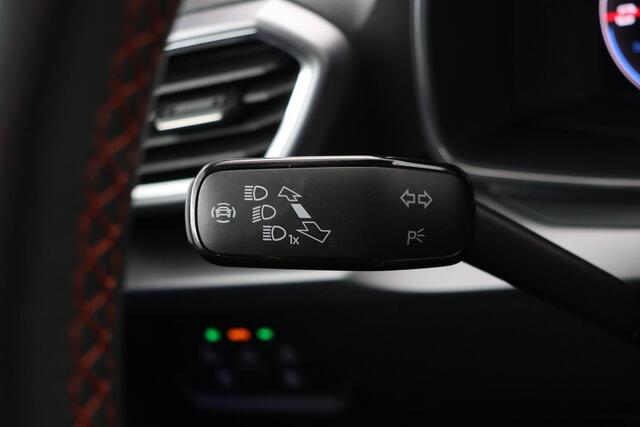 Seat LEON 1.4 TSI eHybrid PHEV FR | Stoelverwarming | Adaptive cruise | Camera | Carplay | Sfeerverlichting | Leder/Alcantara | Memory | Navigatie | Keyless | Full LED