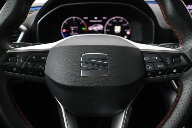 Seat LEON 1.4 TSI eHybrid PHEV FR | Stoelverwarming | Adaptive cruise | Camera | Carplay | Sfeerverlichting | Leder/Alcantara | Memory | Navigatie | Keyless | Full LED