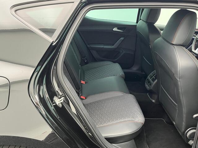 Seat LEON 1.4 TSi 204 Pk eHybrid Automaat PHEV FR | Adaptive Cruise | CarPlay | Bluetooth | Navigatie | Parkeersensoren Achter | Trekhaak | 53.755 Km!!