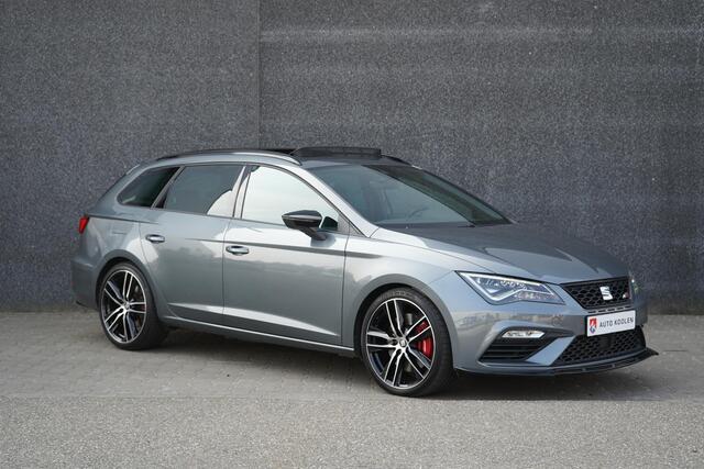 Seat LEON ST 2.0 TSI CUPRA 300 4-drive Pano/Schaal/Virtual/Camera/Keyless/LED/Carplay