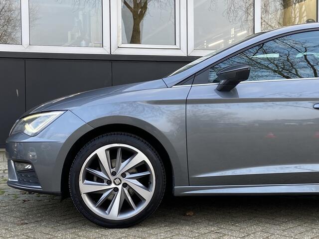 Seat LEON 1.4TSI Xcellence 125PK/Adaptive Cruise/Keyless/LED/Apple carplay