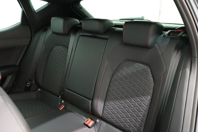 Seat LEON 1.0 TSI 110PK FR | Carplay | Virtual Cockpit | Privacy Glass
