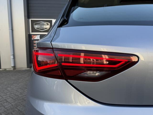 Seat LEON 1.0 EcoTSI St.BnsI. FR Led Cruise Apple Carplay Dealer OH Nieuws