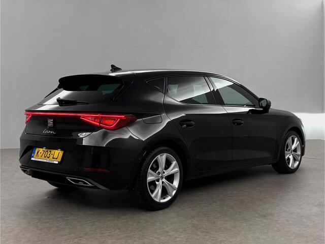 Seat LEON 1.5 eTSI FR Launch Edition 150PK Sfeer LED Virtual Carplay Camera Clima Cruise Navi PDC 17''LMV
