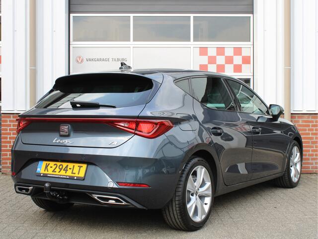 Seat LEON 1.0 TSI FR Launch Edition /Virtual Cockpit/BEATS/Trekhaak/Drive select/Camera/PDC/LED/Leder/DAB+/Stoelverw./ACC/NAP!