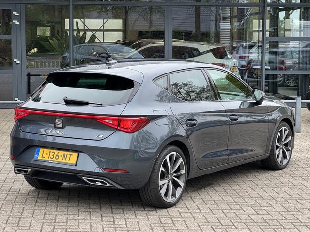 Seat LEON 1.5 eTSI FR Business Intense/Automaat/Keyless/AppleCarplay/Stoel&Stuur-verwarming