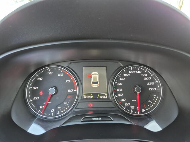 Seat LEON ST 1.4 EcoTSI FR Connect / Trekhaak /