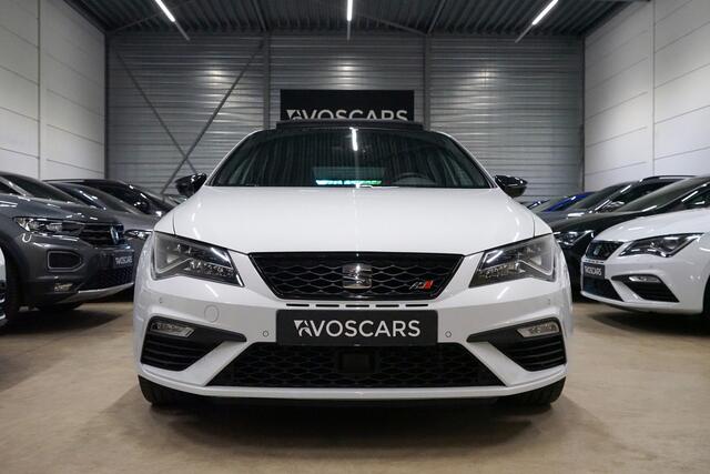Seat LEON 2.0 TSI CUPRA 300 * Schaalstoelen - Pano - Sound - Camera - ACC - Lane - App *