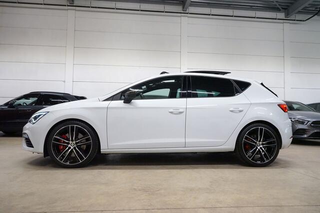 Seat LEON 2.0 TSI CUPRA 300 * Schaalstoelen - Pano - Sound - Camera - ACC - Lane - App *