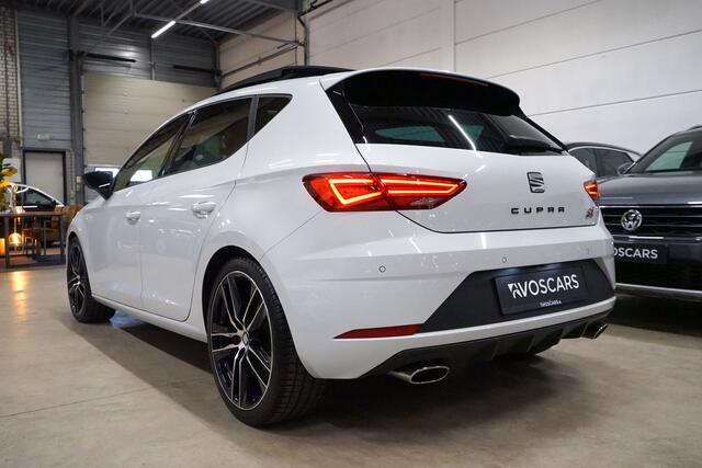 Seat LEON 2.0 TSI CUPRA 300 * Schaalstoelen - Pano - Sound - Camera - ACC - Lane - App *