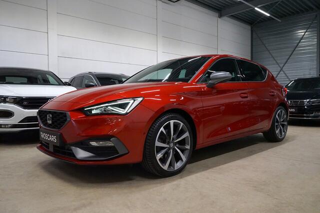 Seat LEON 1.5 eTSI FR * LED - Sfeer - 18" - Camera - Keyless - Dodehoek - App - DCC *