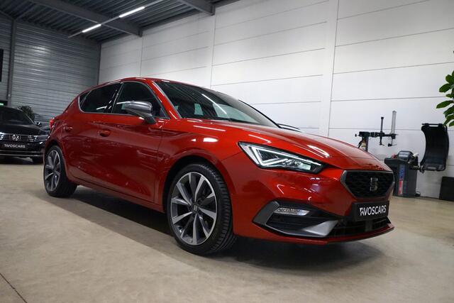 Seat LEON 1.5 eTSI FR * LED - Sfeer - 18" - Camera - Keyless - Dodehoek - App - DCC *
