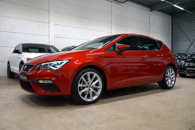 Seat LEON 1.4 TSI FR DSG * Alcantara - LED - Camera - 18" - Sound - App *