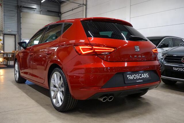 Seat LEON 1.4 TSI FR DSG * Alcantara - LED - Camera - 18" - Sound - App *