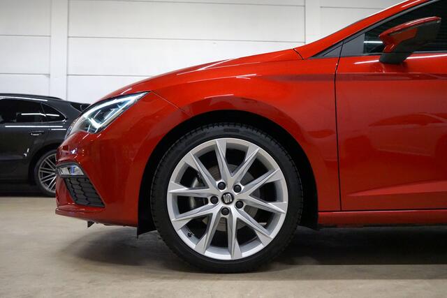Seat LEON 1.4 TSI FR DSG * Alcantara - LED - Camera - 18" - Sound - App *
