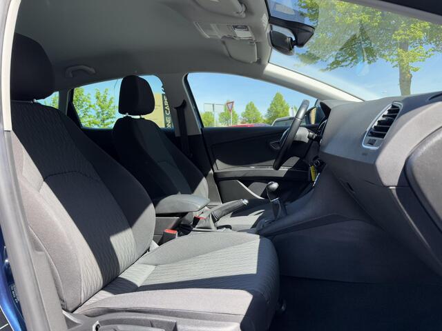 Seat LEON 1.0 EcoTSI Style Connect 2e Eigenaar,Clima,Cruise,Pdc,6 Bak,Dealer Onderhouden,116pk,Lmv,Nieuwe Apk bij Aflevering